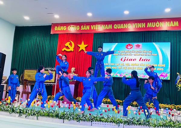 22.05.25 giao luu1.jpg