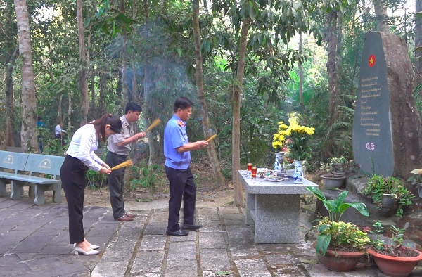 24.04.25 vieng nghia trang md1.jpg