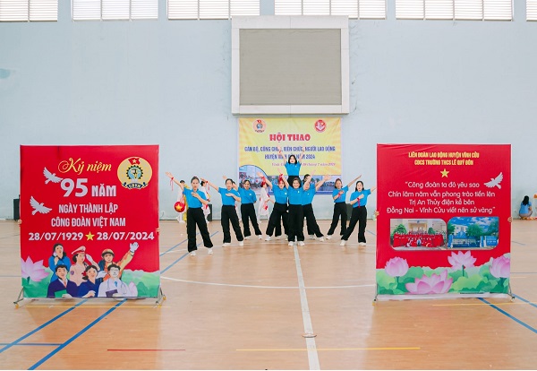 29.07.24 cong doan.jpg